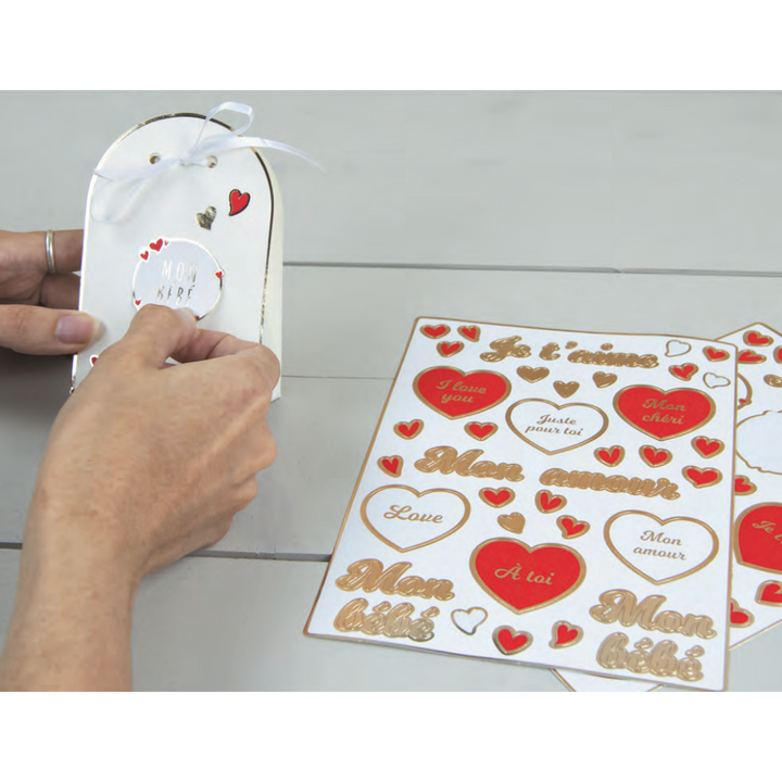 Planches de 60 stickers coeurs Saint Valentin,Farfouil en fÃªte,Décorations